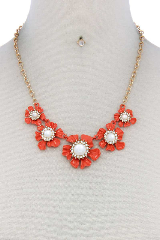 Floral Pearl Bead Necklace